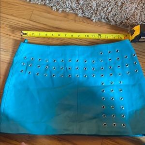 New 100% leather Teal mini skirt